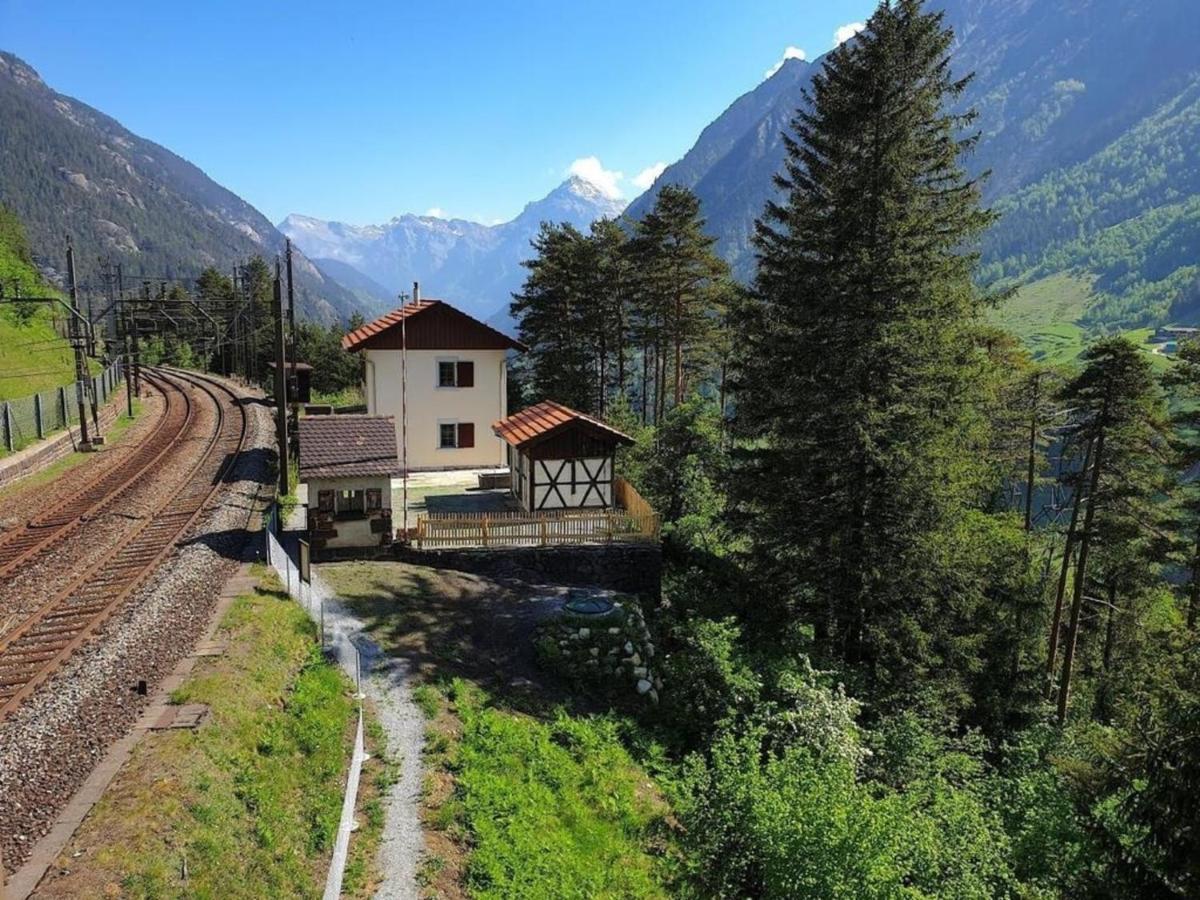 Bahnwaerterhaus Eggwald Villa Wassen Ngoại thất bức ảnh